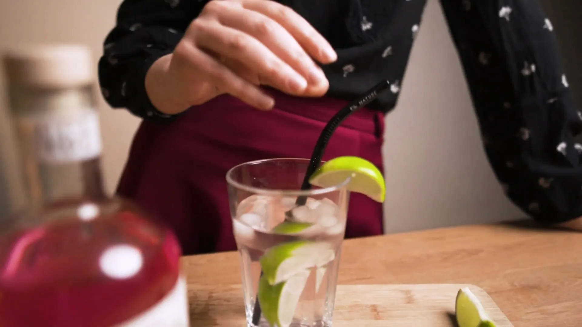 Gin & Tonic video thumbnail highlighting cocktail ingredients, glassware, and visual appeal